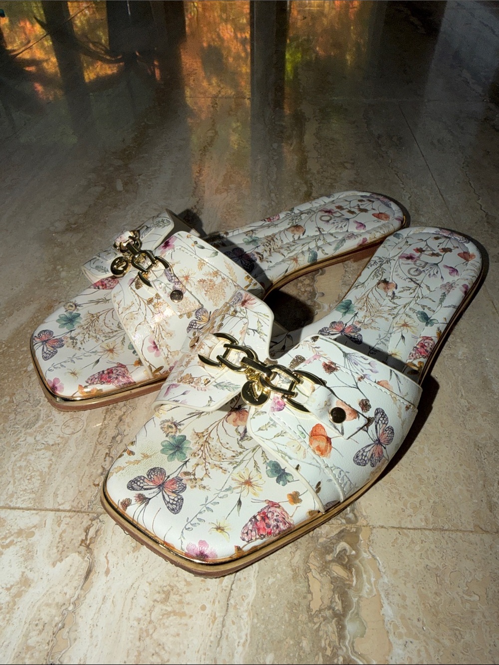 ALDO Floral Print Slip-On Women’s Mules in White with Gold Hardware